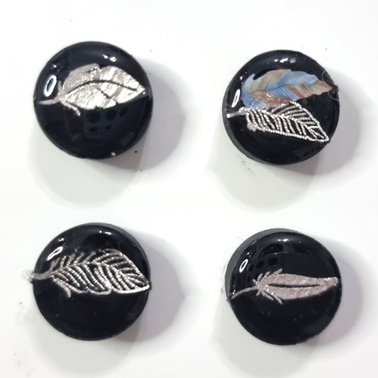 Set of 4 magnets- feathers