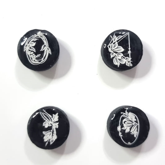 Set of 4 magnets- Leaves 5