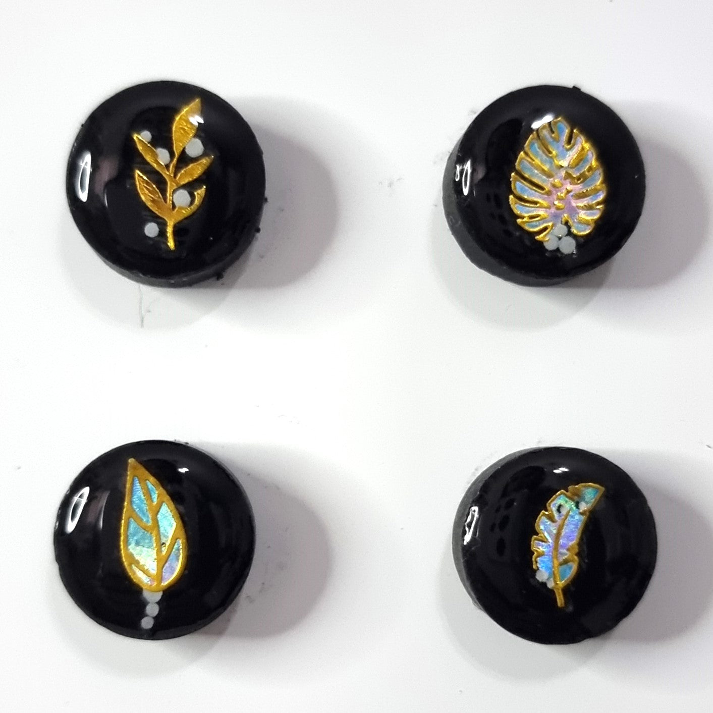 Set of 4 magnets- Leaves 6