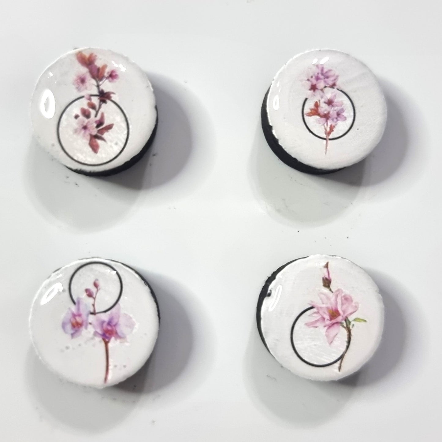Set of 4 magnets- flowers